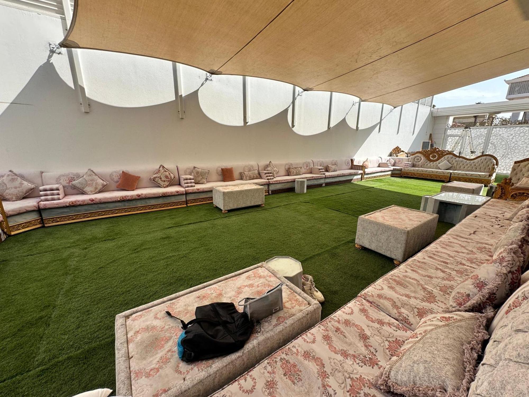 International Abu-Dhabi Hostel Villa Αμπού Ντάμπι Εξωτερικό φωτογραφία
