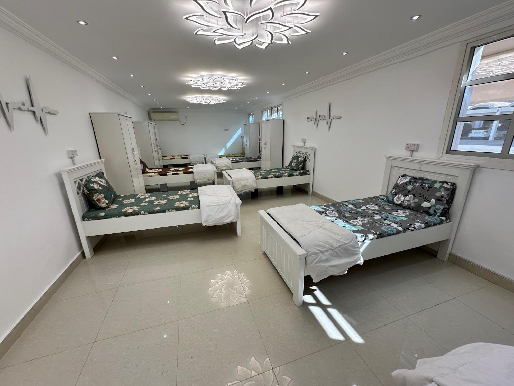 International Abu-Dhabi Hostel Villa Αμπού Ντάμπι Εξωτερικό φωτογραφία