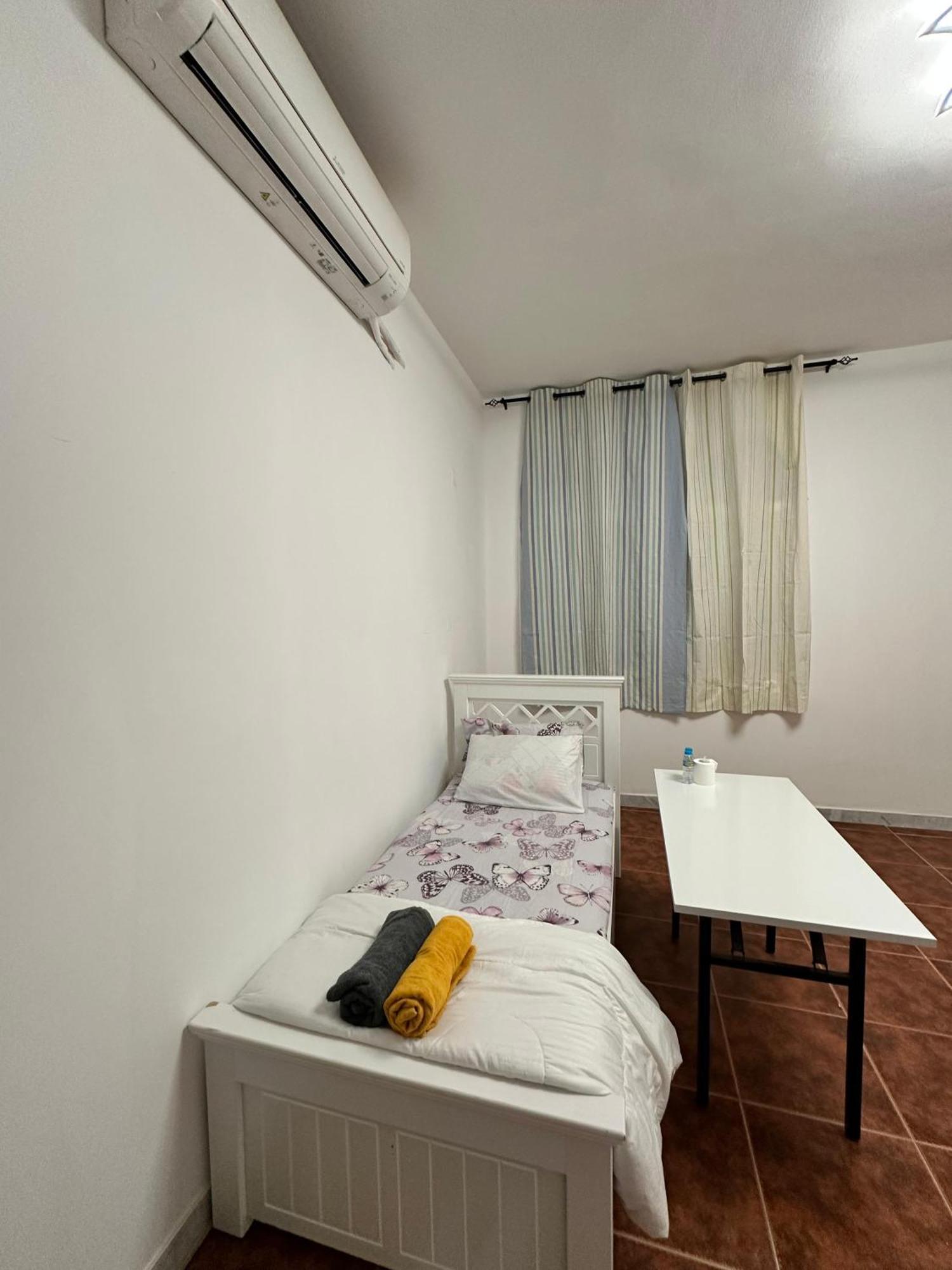 International Abu-Dhabi Hostel Villa Αμπού Ντάμπι Εξωτερικό φωτογραφία