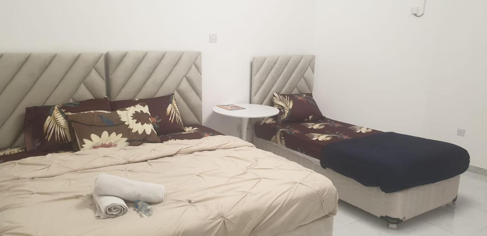 International Abu-Dhabi Hostel Villa Αμπού Ντάμπι Εξωτερικό φωτογραφία