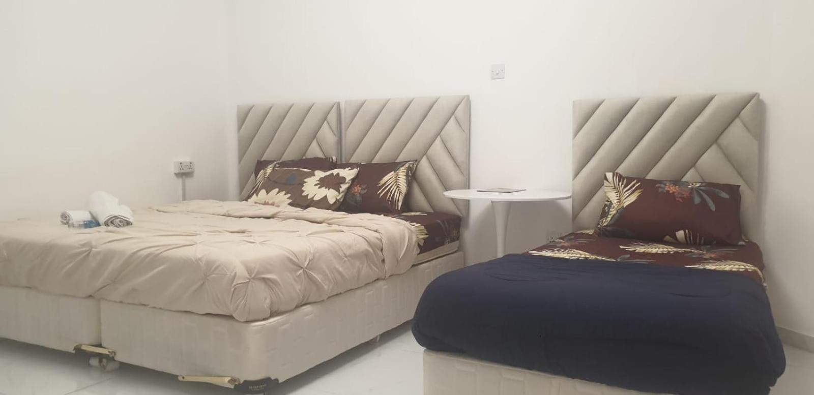 International Abu-Dhabi Hostel Villa Αμπού Ντάμπι Εξωτερικό φωτογραφία